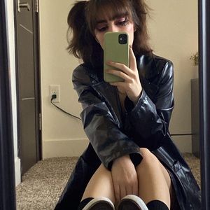 Meet your Posher, Aniya